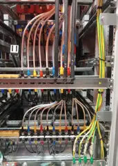 Đấu nối dây trong tủ điện